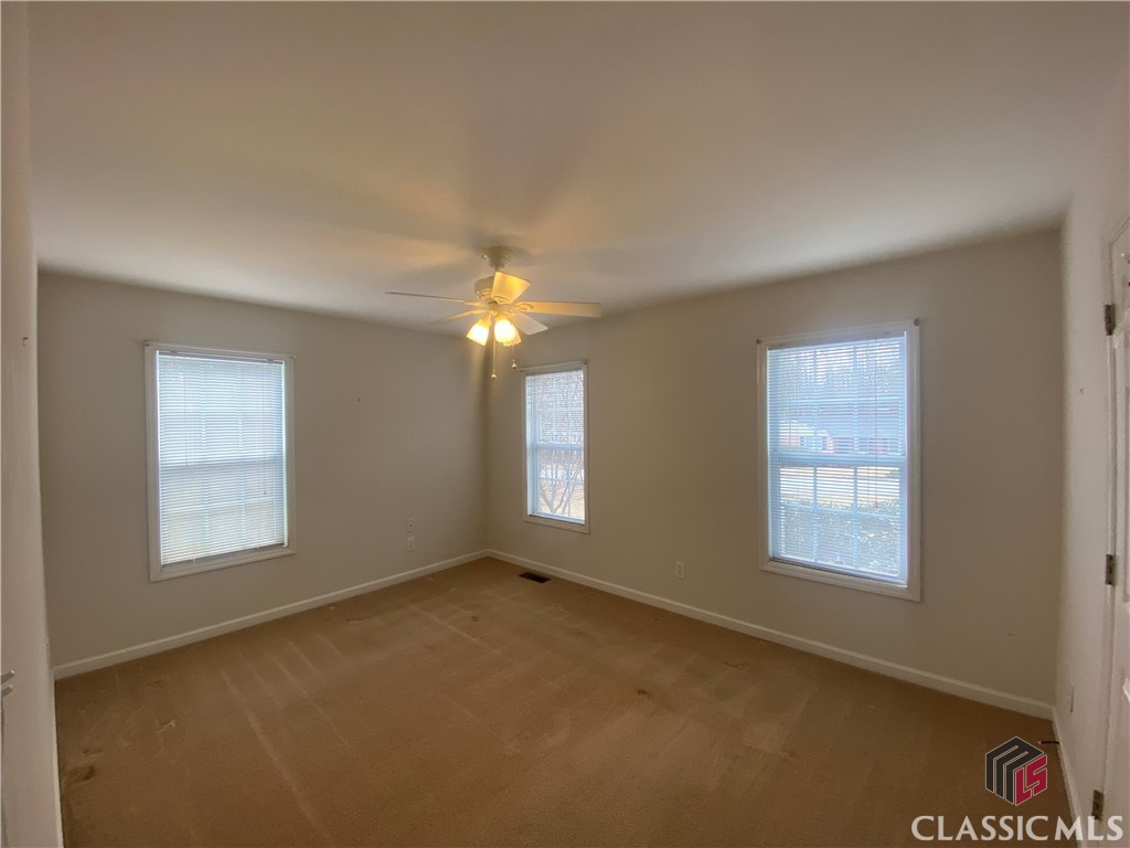 135 Devereux Drive