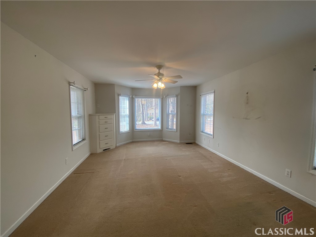 135 Devereux Drive
