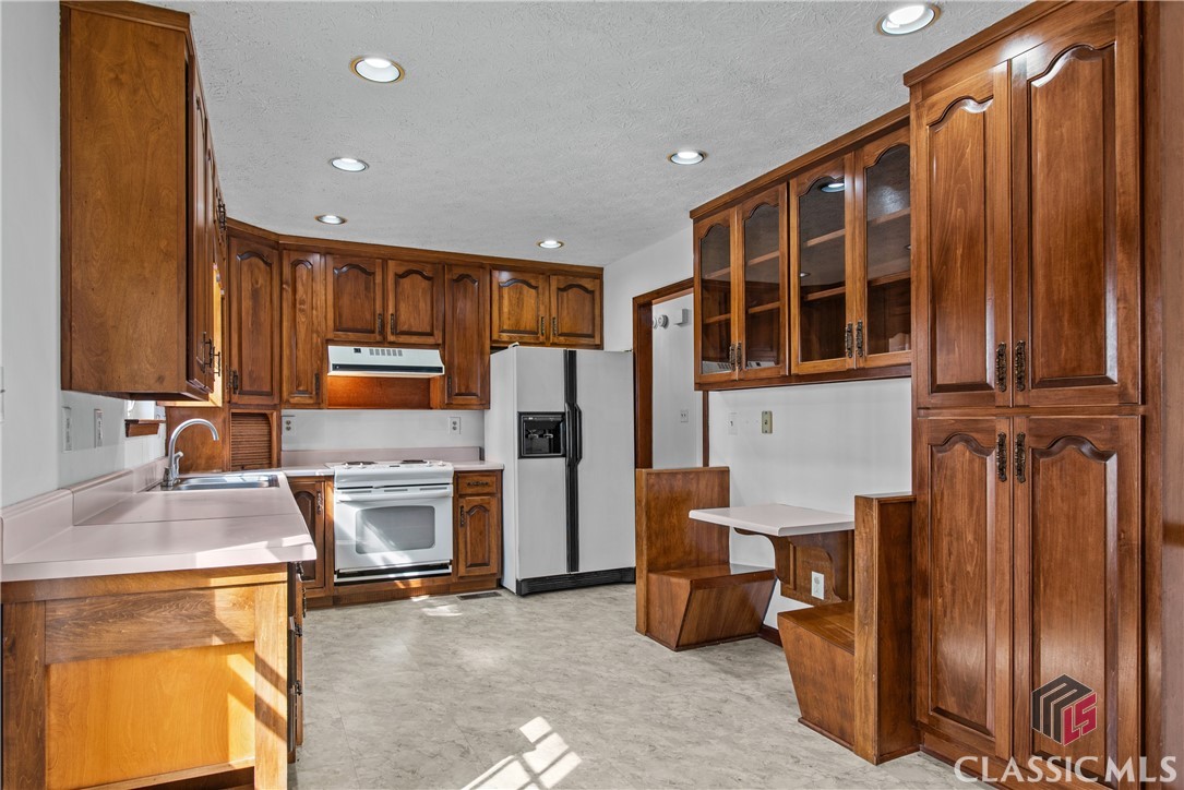 2030 Jones Woods Road