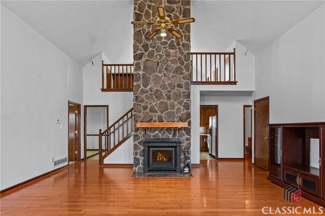 2030 Jones Woods Road