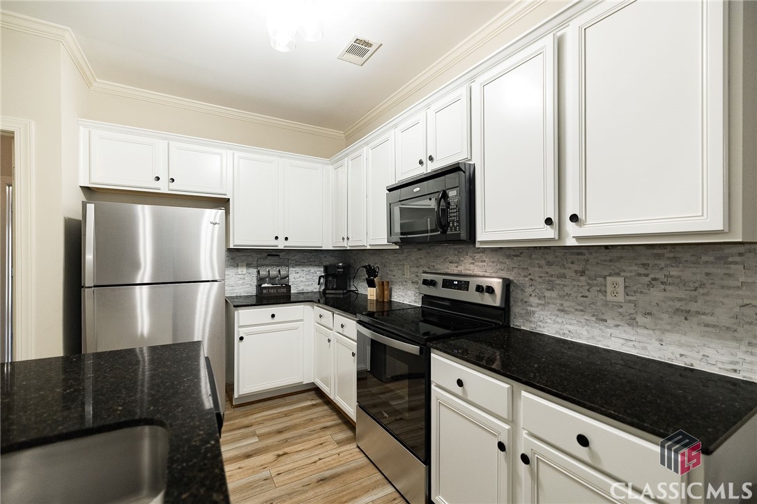 200 Rivergrove Parkway A2