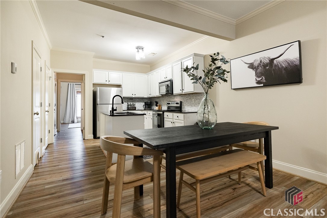 200 Rivergrove Parkway A2