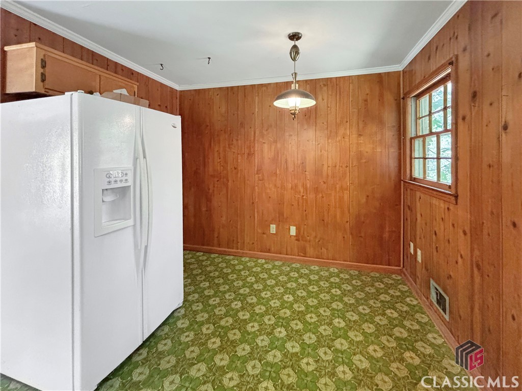 210 Valleybrook Drive