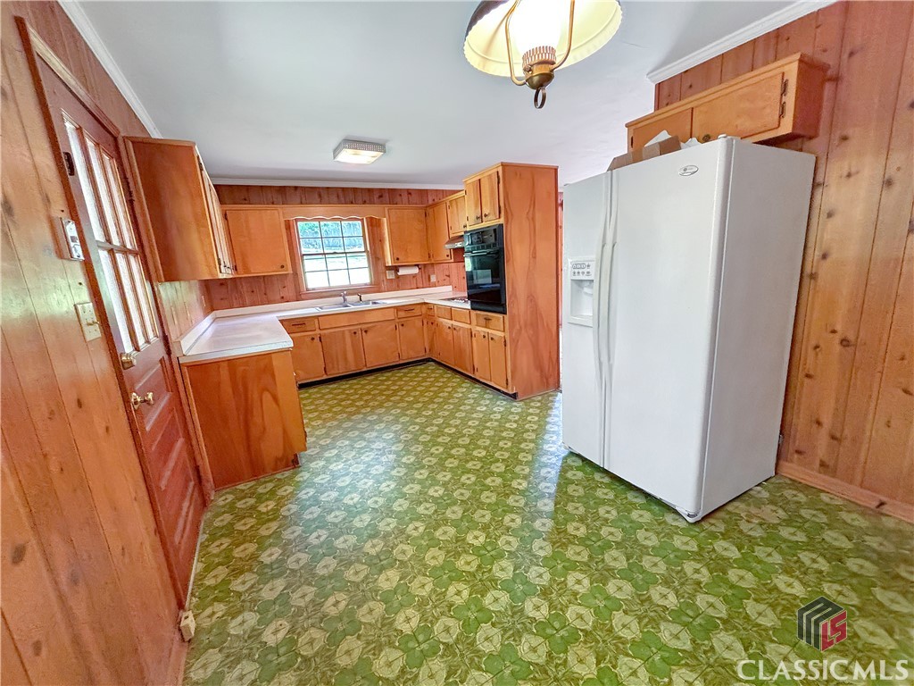 210 Valleybrook Drive