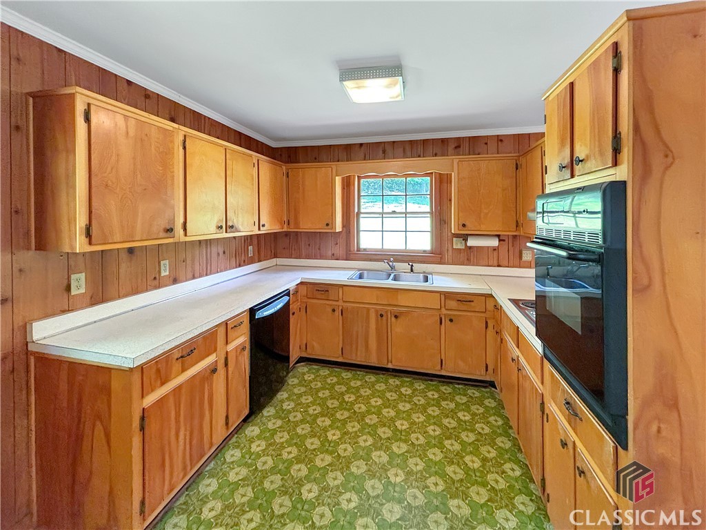 210 Valleybrook Drive