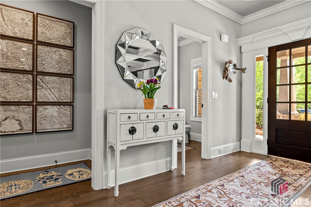 1999 Highland Park Way