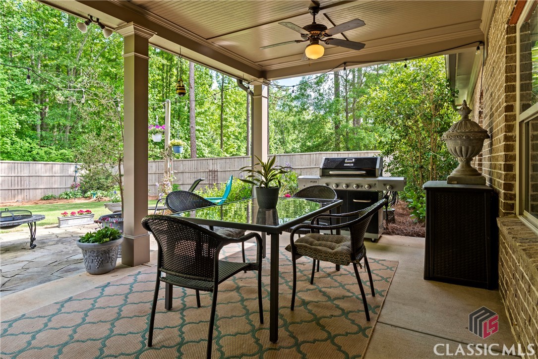 1999 Highland Park Way