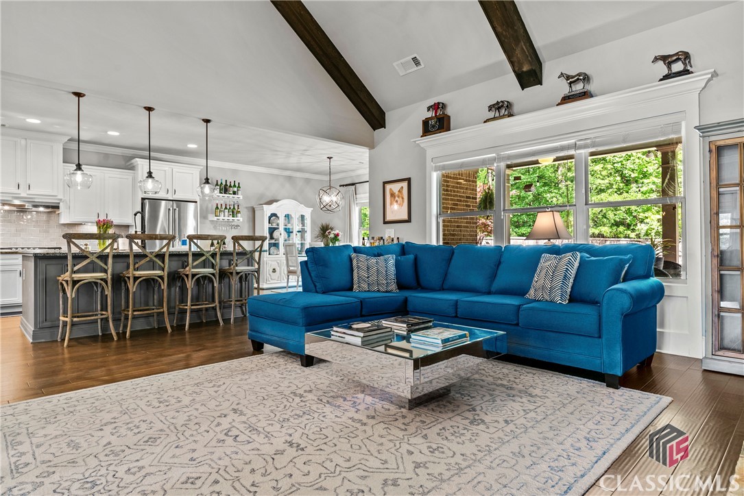 1999 Highland Park Way