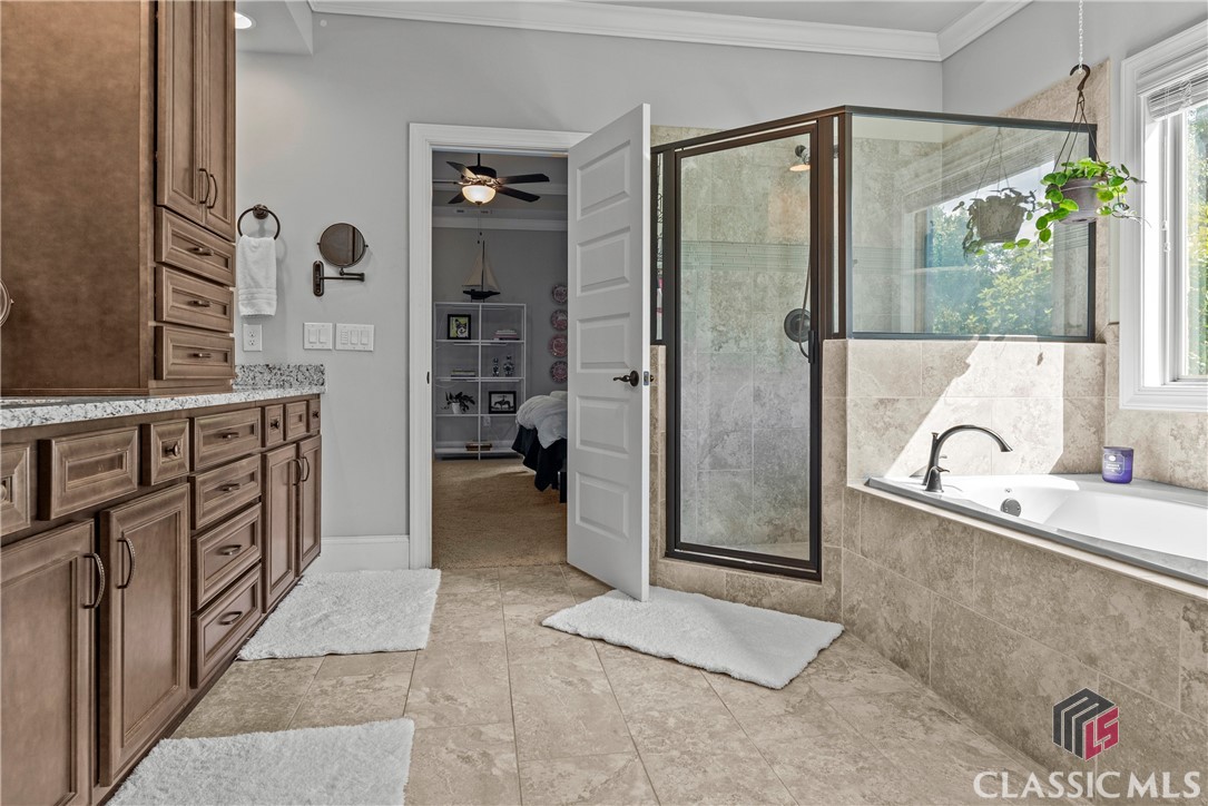 1999 Highland Park Way