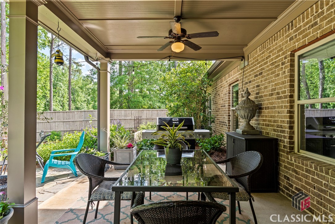 1999 Highland Park Way