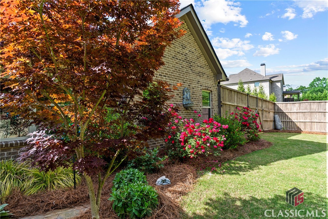 1999 Highland Park Way