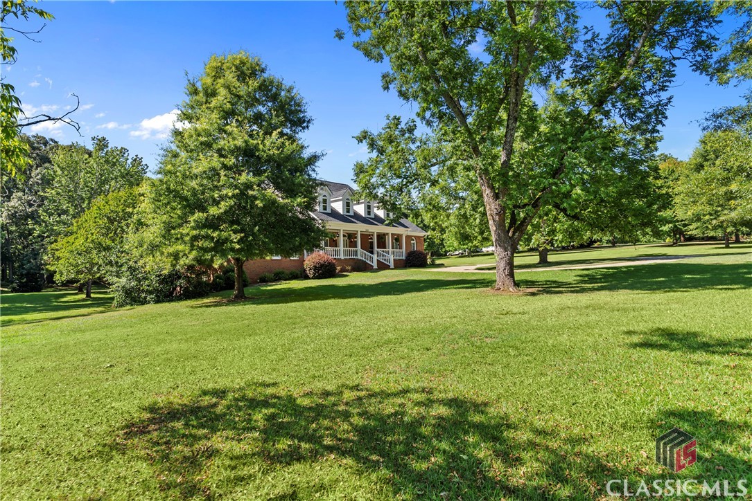 1021 Summit Circle