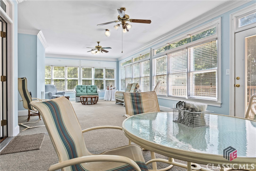 1021 Summit Circle