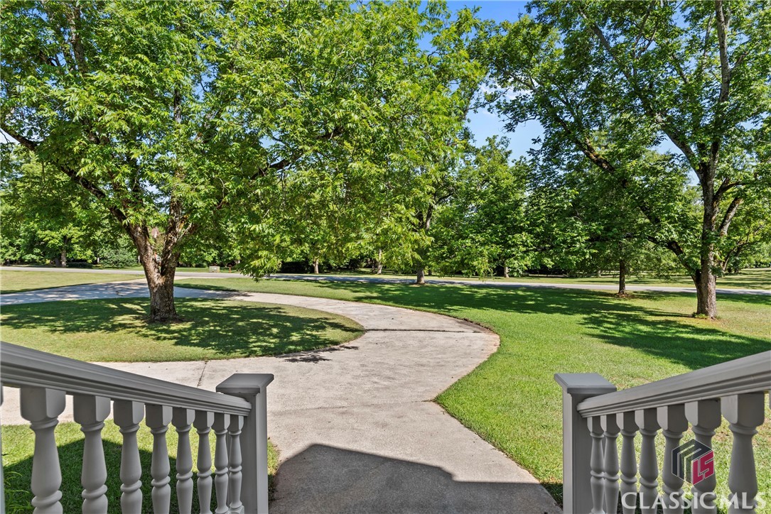 1021 Summit Circle