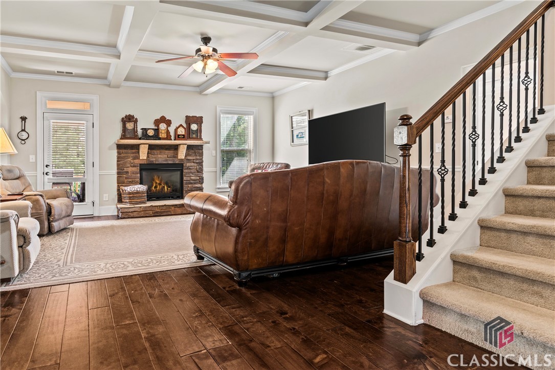 1341 Dragonfly Way