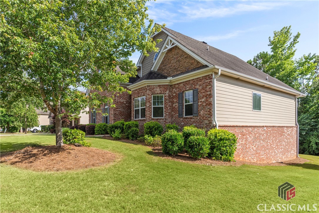 1341 Dragonfly Way
