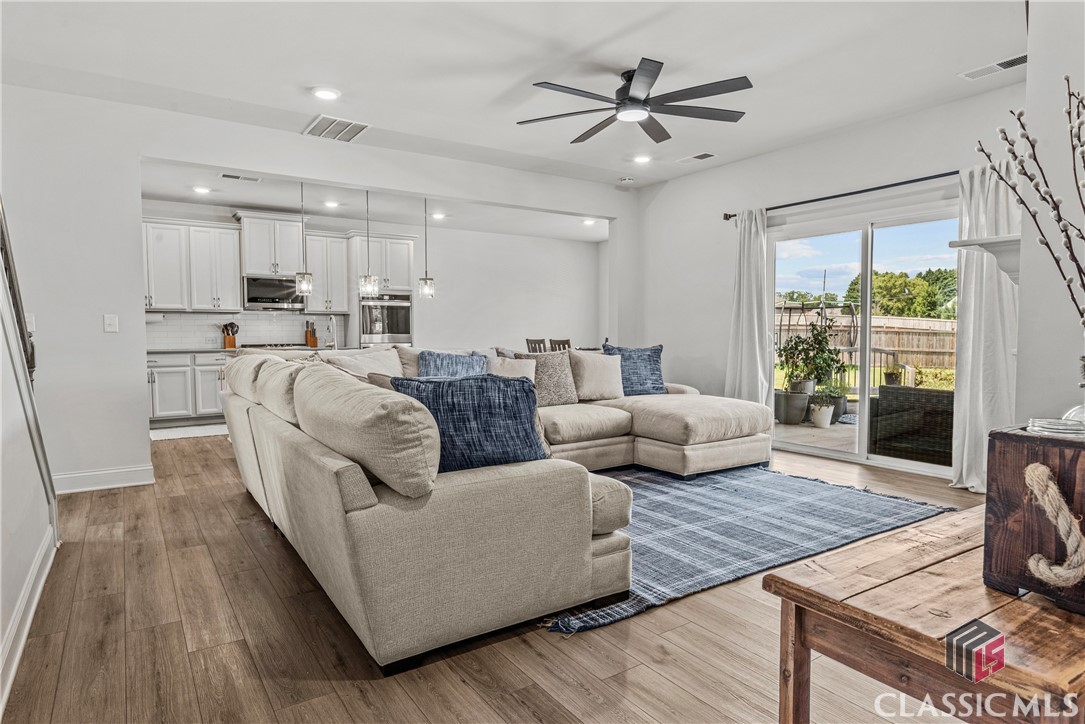 446 Dragonfly Way