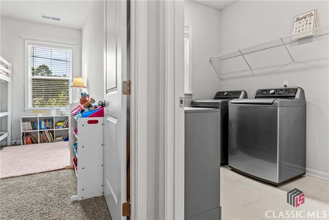 446 Dragonfly Way