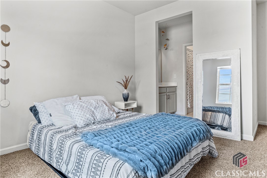446 Dragonfly Way