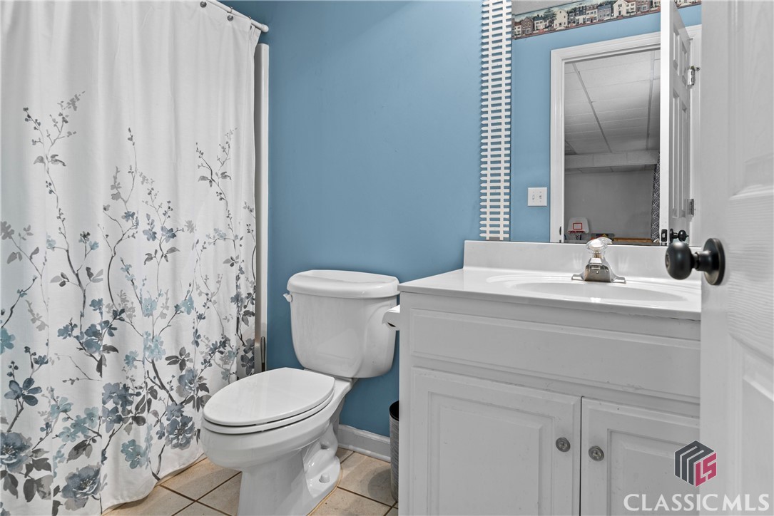 1130 Skipstone Drive