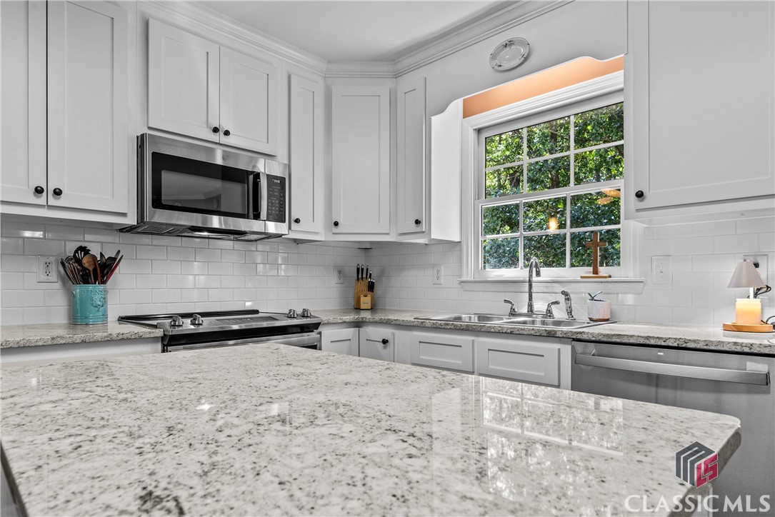 1130 Skipstone Drive