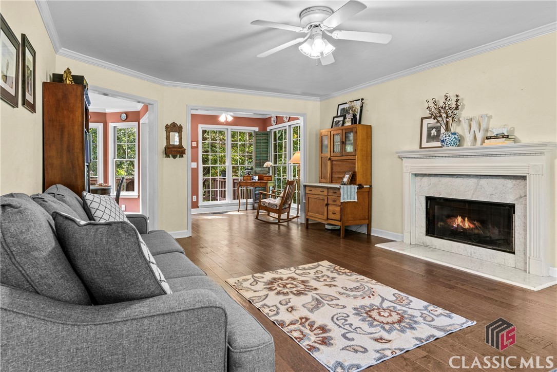 1130 Skipstone Drive