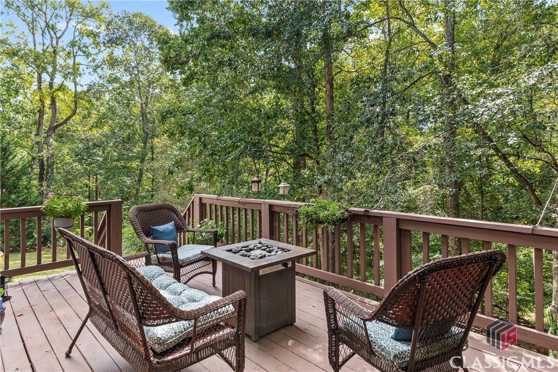 1130 Skipstone Drive