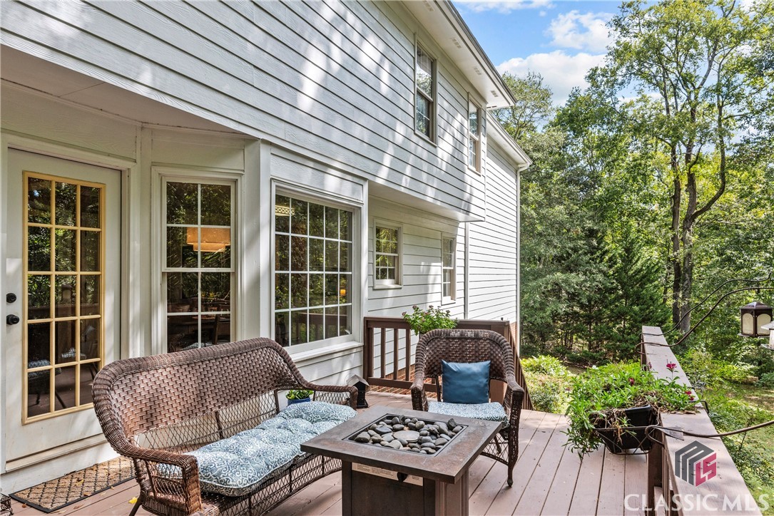 1130 Skipstone Drive