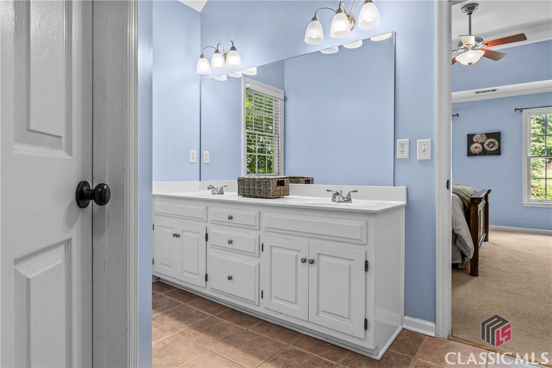 1130 Skipstone Drive