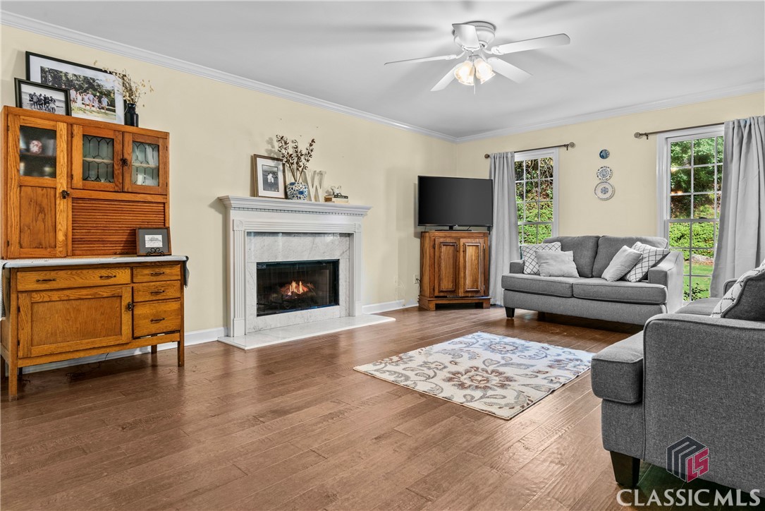 1130 Skipstone Drive