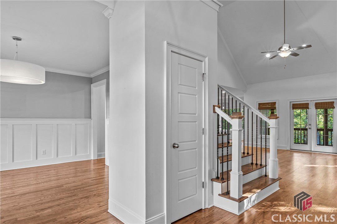 287 Lake Vista Way