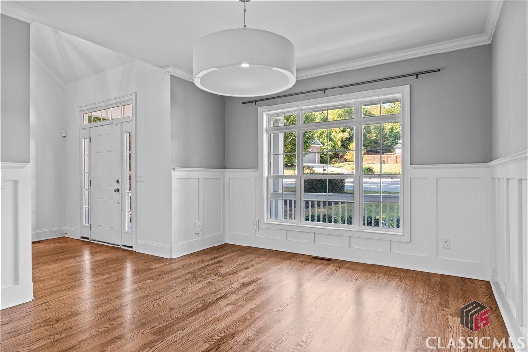 287 Lake Vista Way