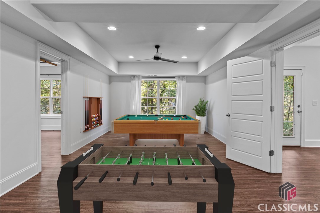 287 Lake Vista Way