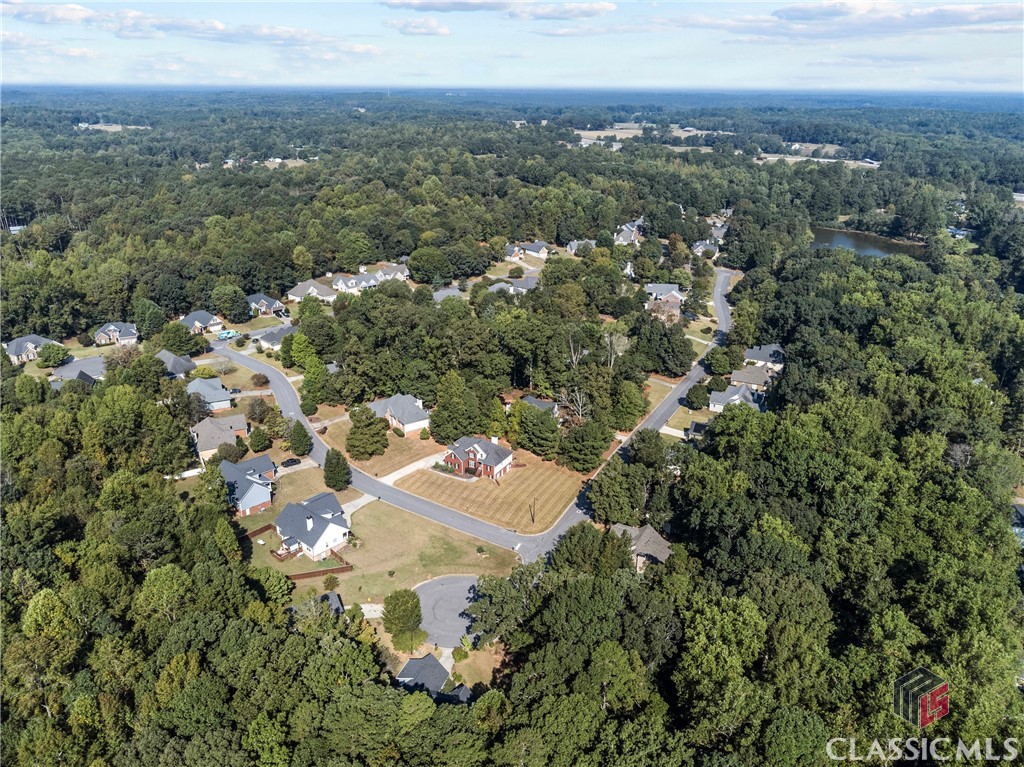 287 Lake Vista Way