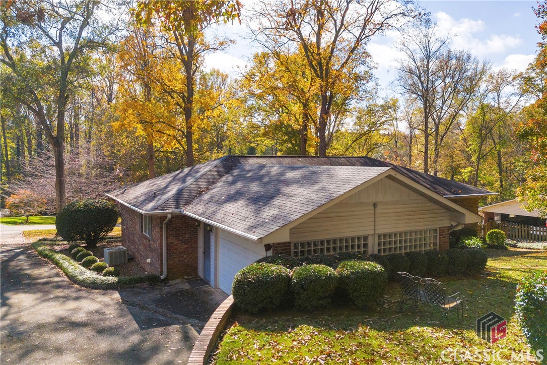 519 Pine Valley Drive