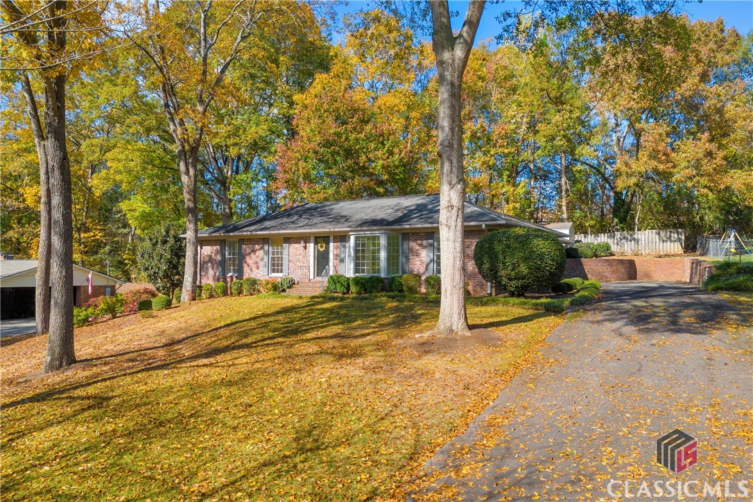 519 Pine Valley Drive