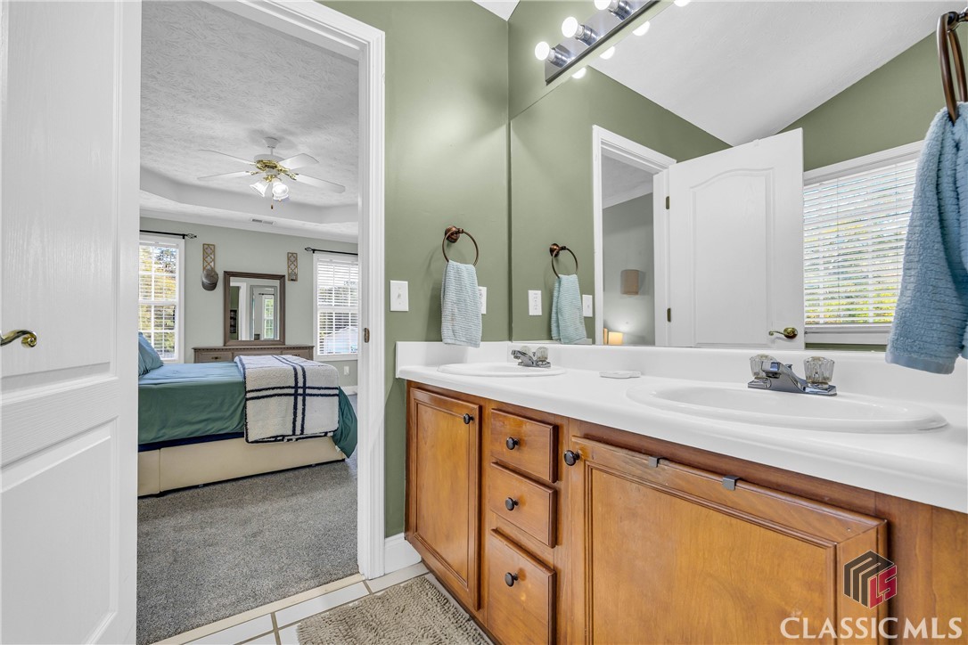 1021 Stone Shoals Terrace