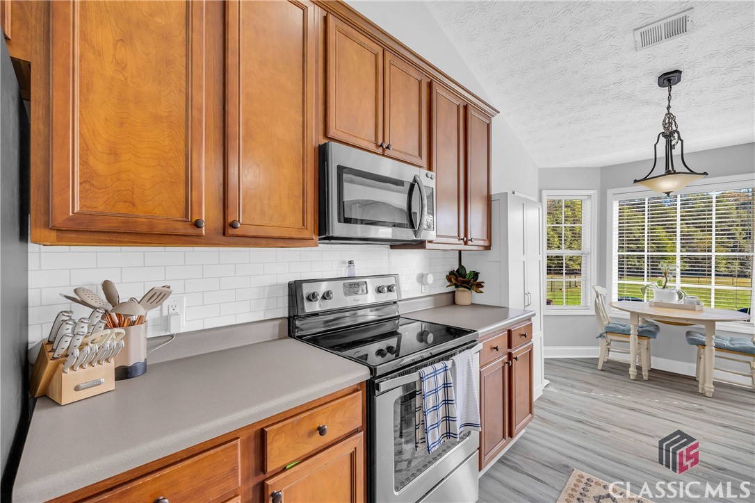 1021 Stone Shoals Terrace
