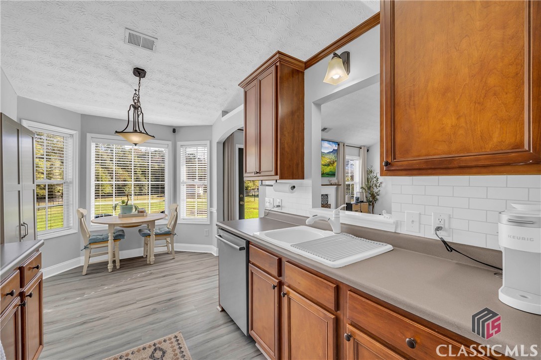 1021 Stone Shoals Terrace