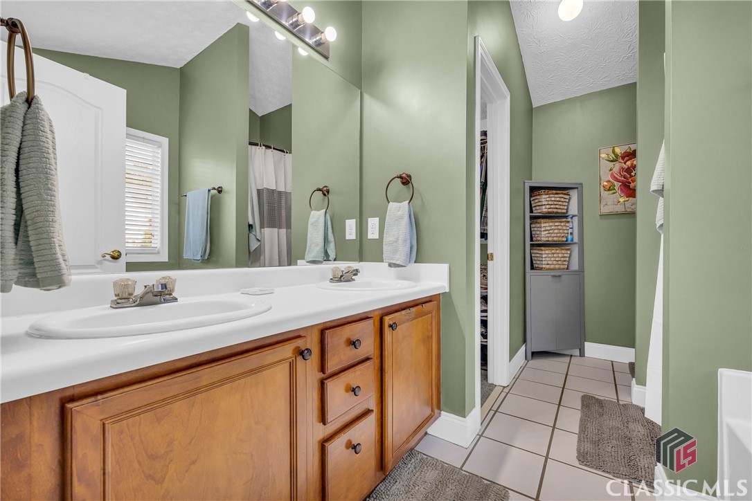 1021 Stone Shoals Terrace