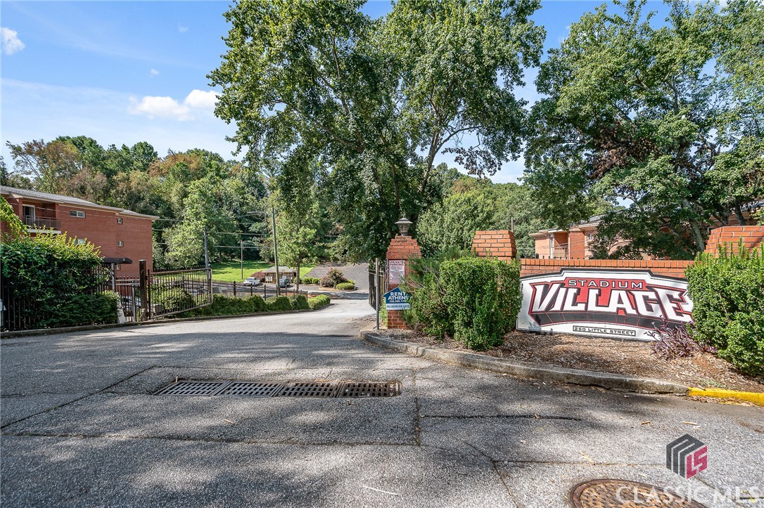 250 Little Street #A101