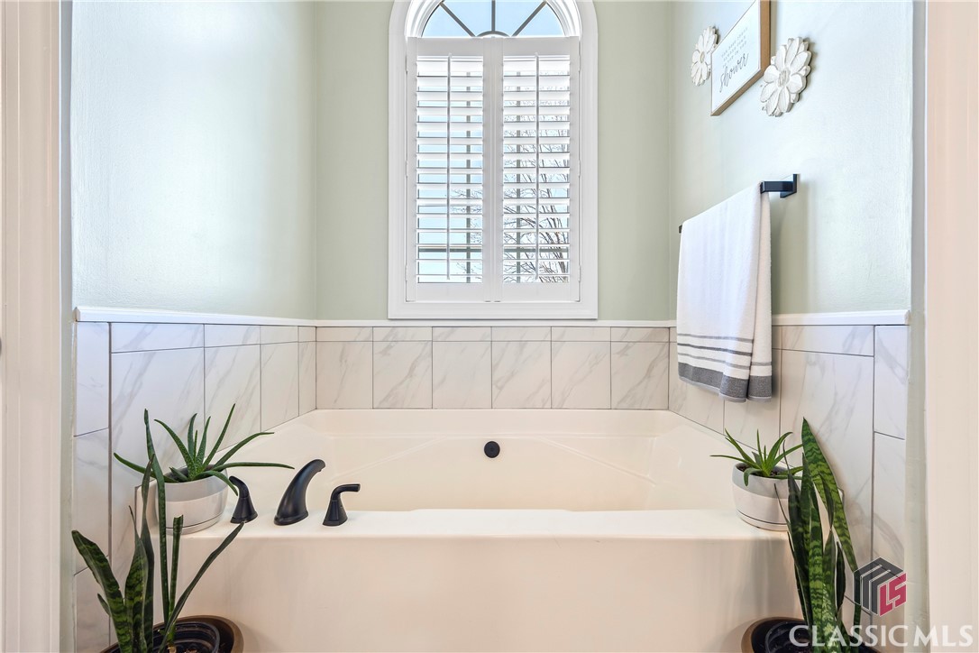 1111 Timarron Trail