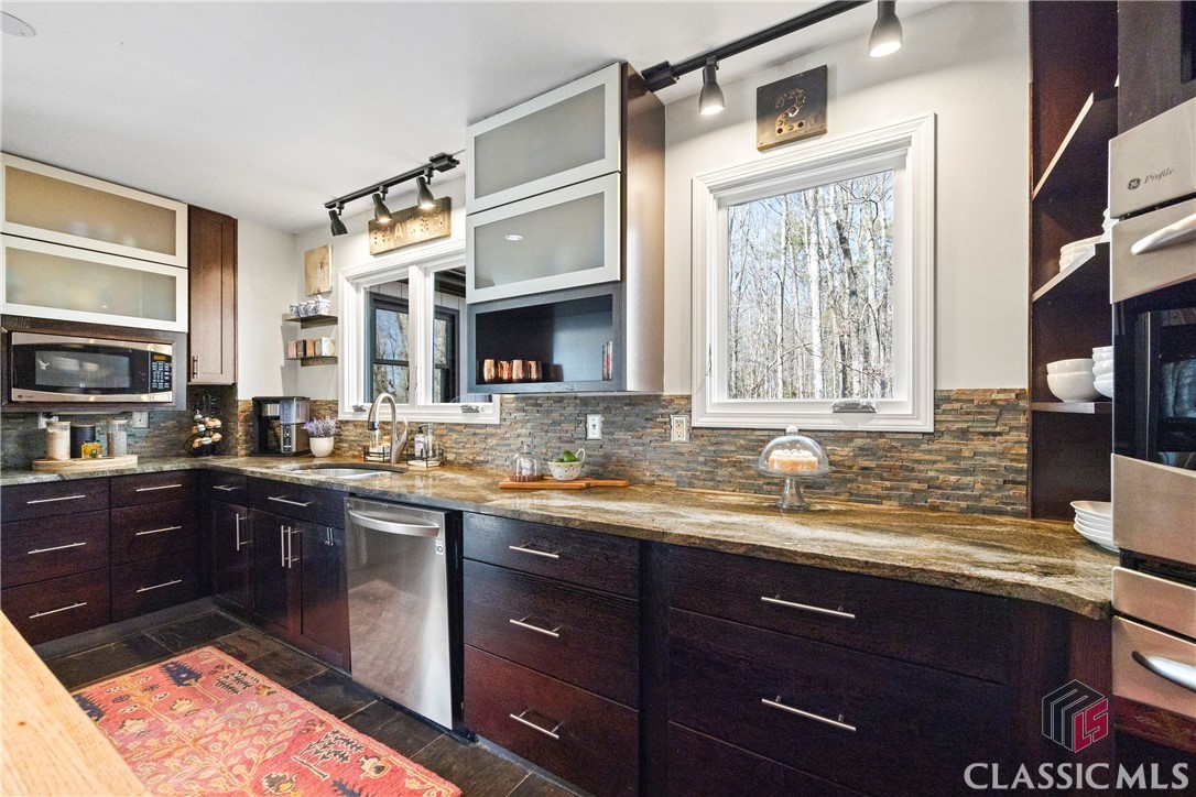 58 Hawks Ridge Road