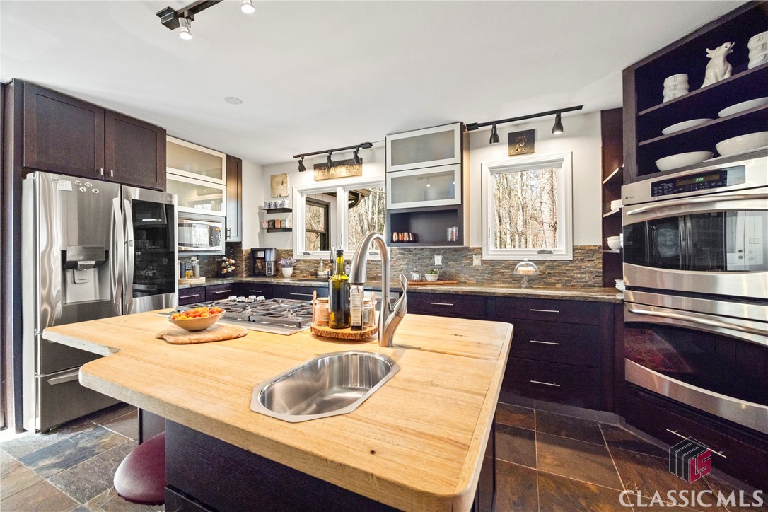 58 Hawks Ridge Road