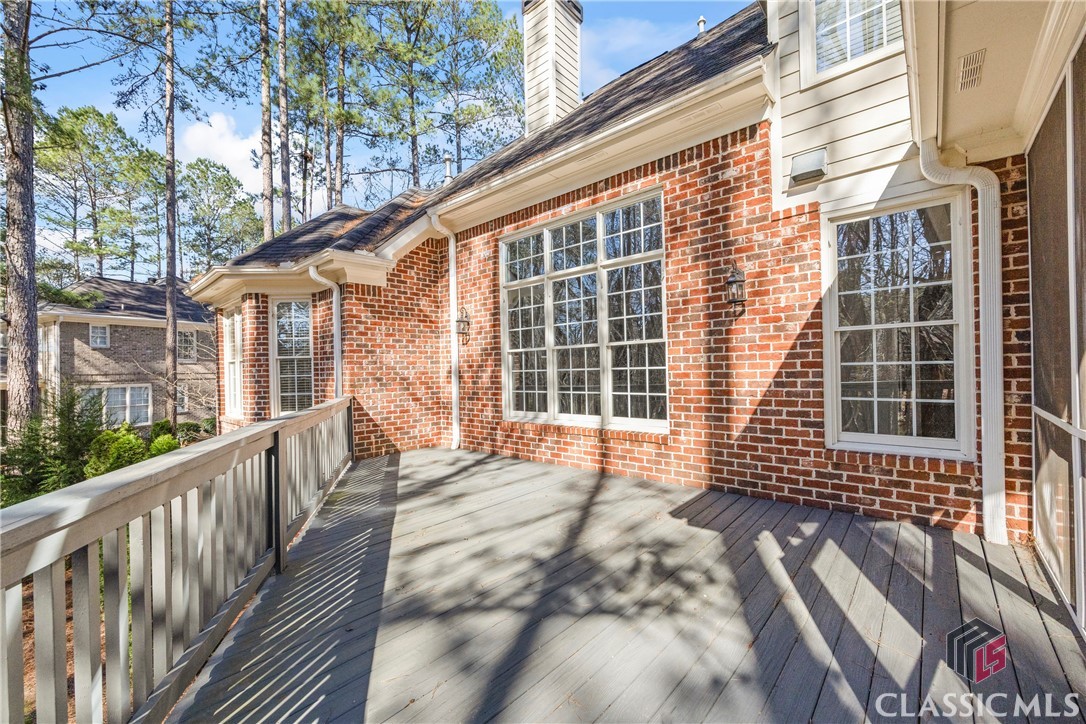 1071 Ridgeview Lane