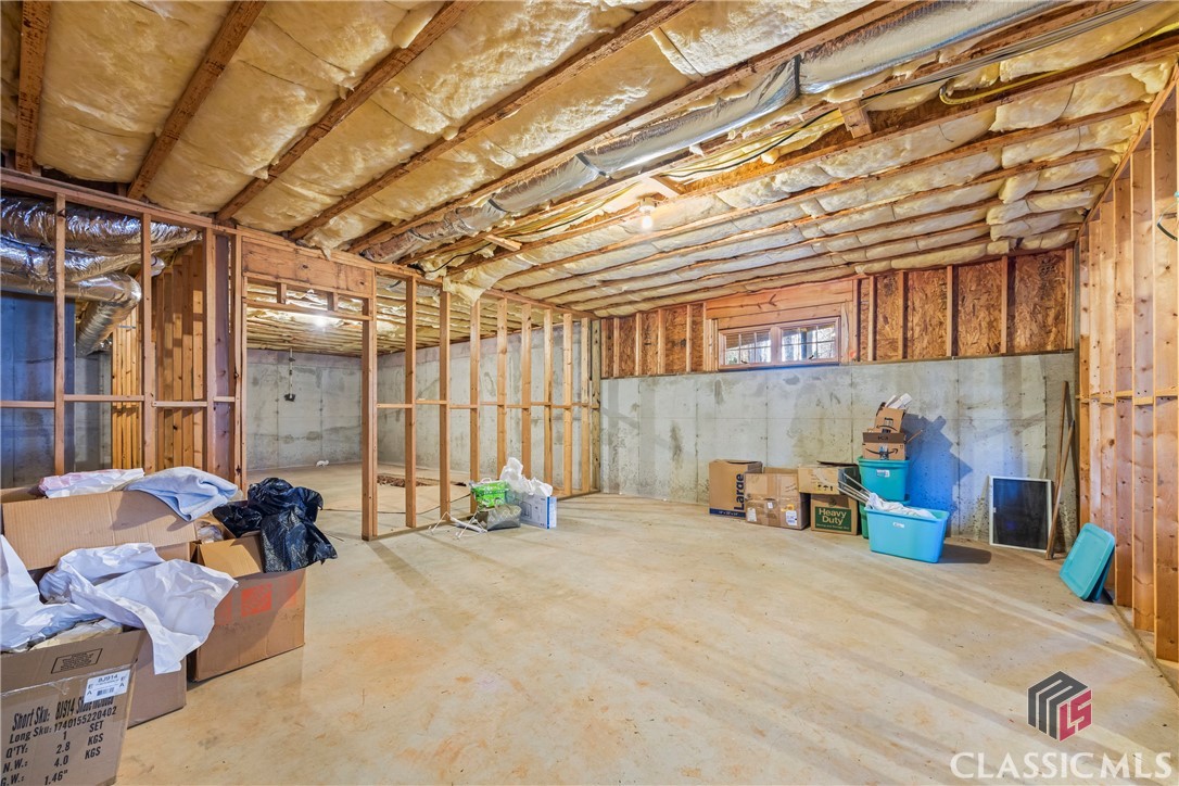 1071 Ridgeview Lane