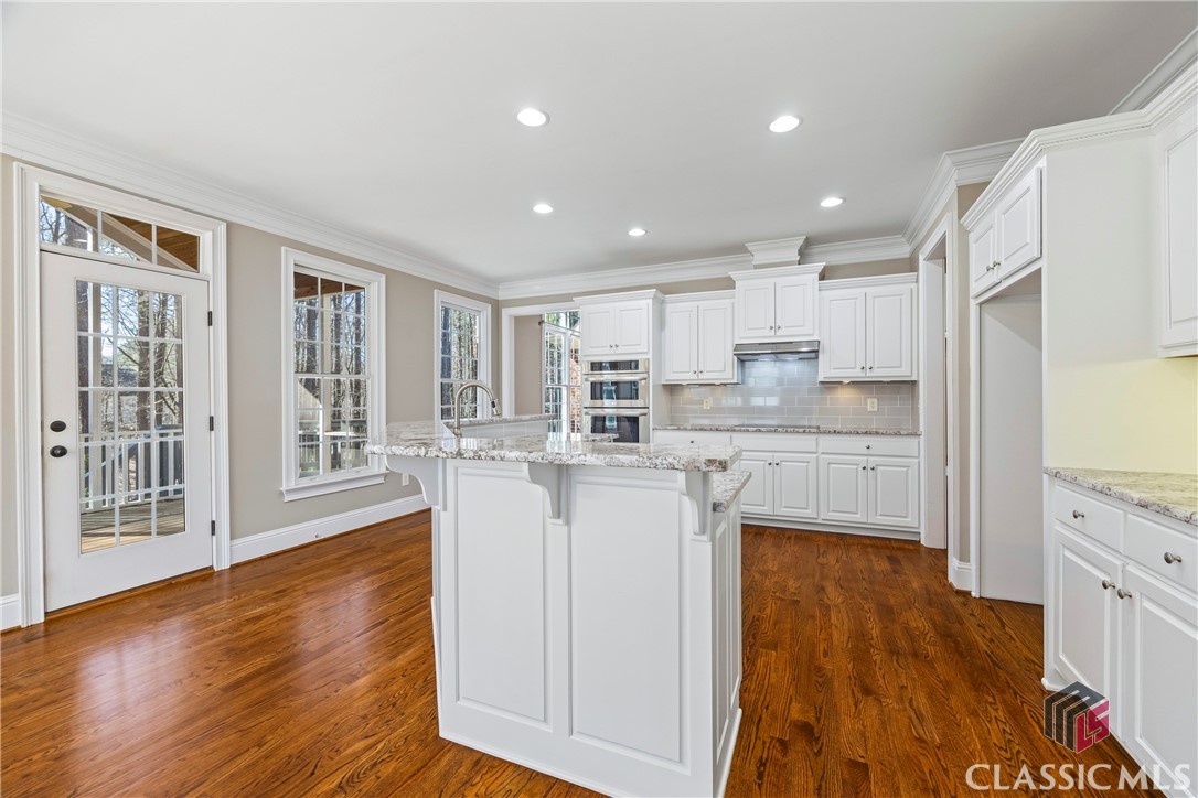 1071 Ridgeview Lane