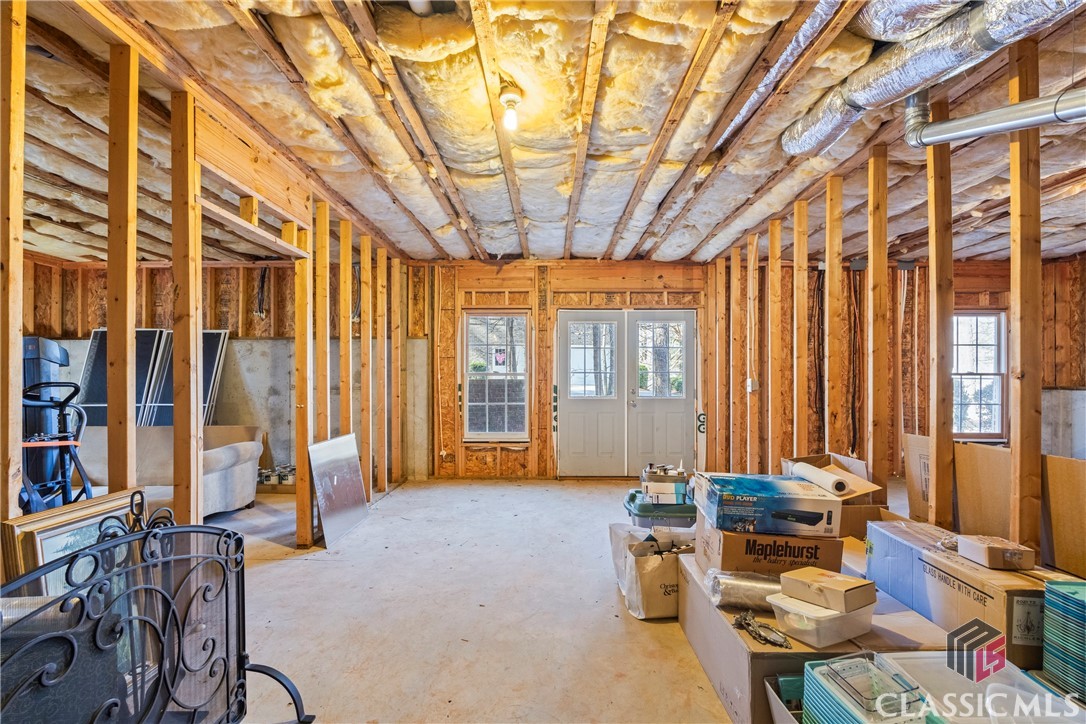 1071 Ridgeview Lane