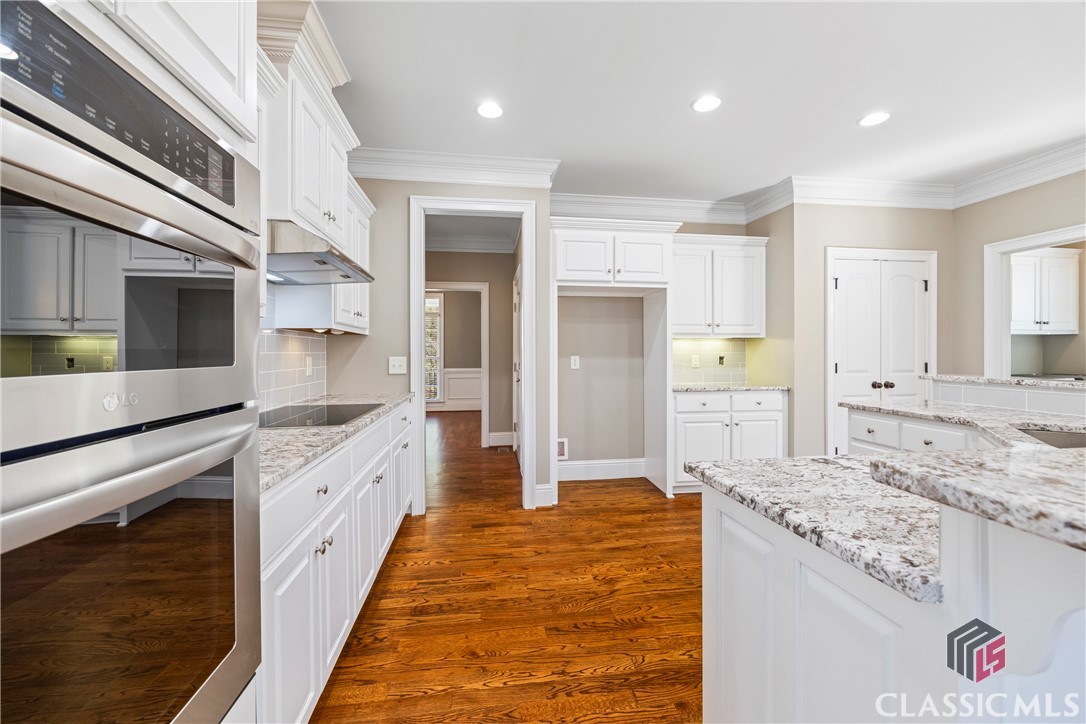 1071 Ridgeview Lane