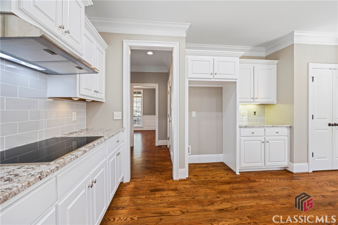 1071 Ridgeview Lane